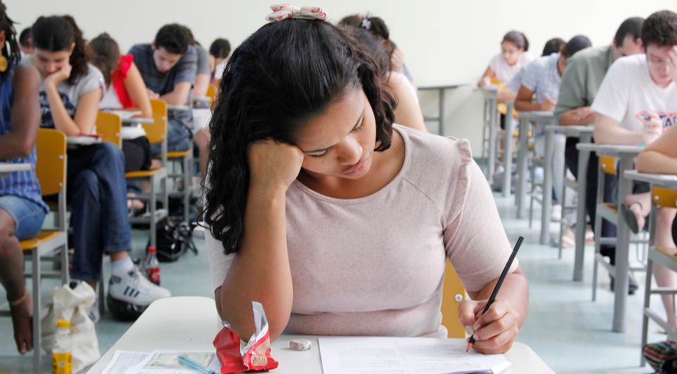 Enem termina com 27,19% de ausentes, menor taxa desde 2009 Enem termina com 27,19% de ausentes, menor taxa desde 2009