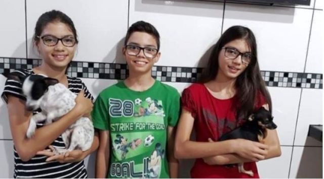 Polícia Civil investiga morte de dois irmãos trigêmeos no Rio Paraná. Uma ainda está desaparecida Polícia Civil investiga morte de dois irmãos trigêmeos no Rio Paraná. Uma ainda está desaparecida