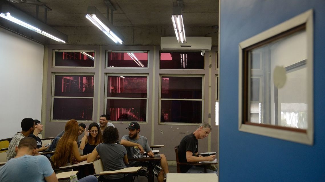 Estudantes podem se inscrever no Sisu a partir desta terça-feira Estudantes podem se inscrever no Sisu a partir desta terça-feira