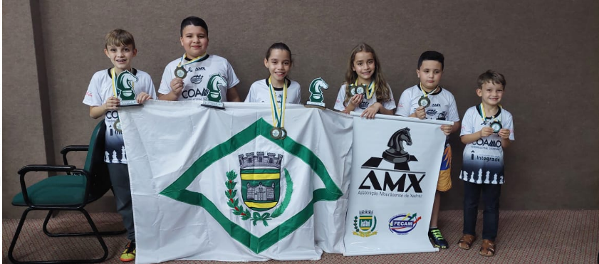 Mourãoense é campeã brasileira de xadrez infantil Mourãoense é campeã brasileira de xadrez infantil